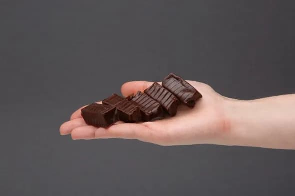 Ile kalorii ma cukierek krówka? Sprawdź, co musisz wiedzieć! Ile kalorii ma cukierek krówka? Sprawdź, co musisz wiedzieć!