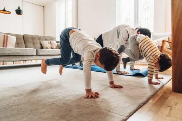 Jak ćwiczyć z dzieckiem siadanie - skuteczne metody na rozwój Jak ćwiczyć z dzieckiem siadanie - skuteczne metody na rozwój